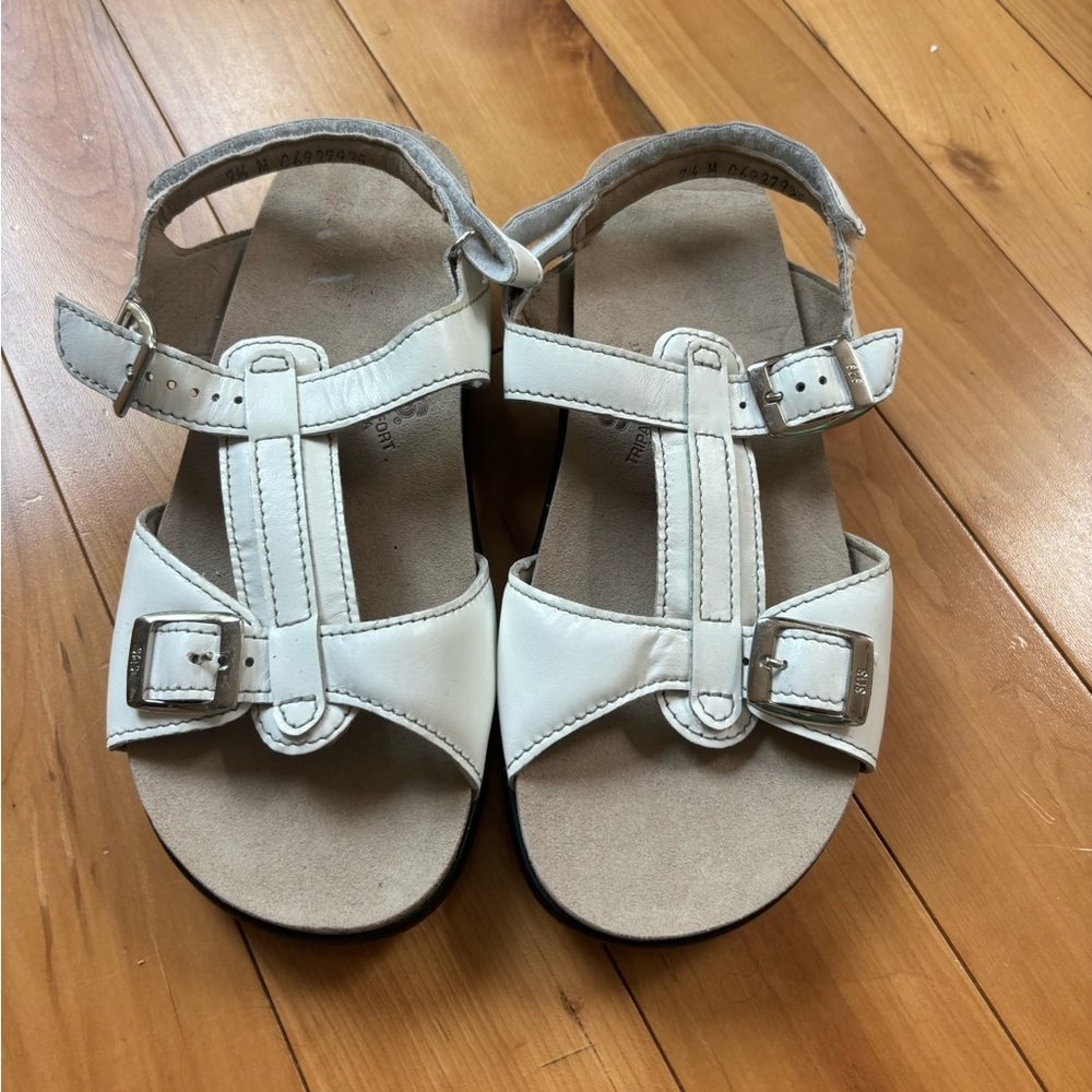 SAS Captiva Leather Sandals T-Strap Tripad Comfort Adjustable Sz Narrow 7.5